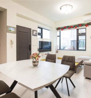 Donghua Skytree B&B - 4