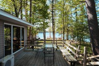 TC Lake Stay-Pontoon & SUP Rentals - Sleeps 4! - 0