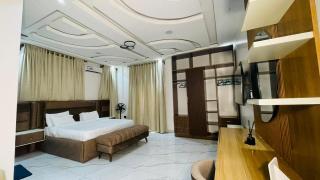 Creme de Luxury Apartment - Ikeja - 8