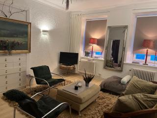 City center Gothenburg lovely room for female - 5