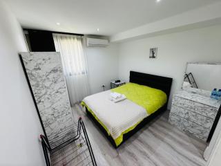 Private Holiday Home - Kyrenia - 2