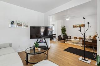 Luxury Olivewood Oasis - 13 mins to Cleveland - 6