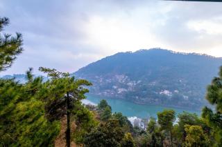 Bhimtal Lake View 3BHK w Pool-Waking Dream Cottage - Bhīm Tāl - 5