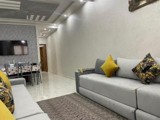 Enjoy Your Vacation Here Close to the beach with air-conditioning - Martil - 8