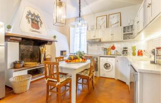 Awesome Home In Capannori With Wifi - Capannori - 4