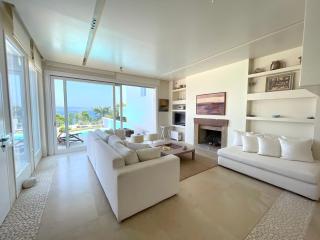 Seafront Villa Vagart by Goutos Properties - 6