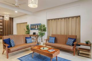 Spacious 3 BHK apartment in Shanti Nagar - 1