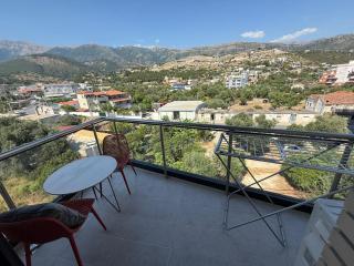 AMA'S 1BR Ap 3 w Parking, Kitchen & Balcony - Himare - 9