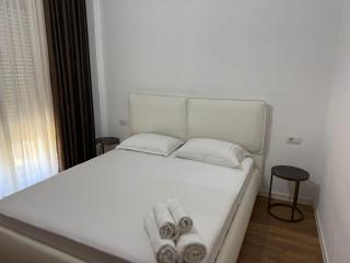 AMA'S 1BR Ap 3 w Parking, Kitchen & Balcony - Himare - 7
