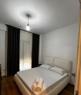 AMA'S 1BR Ap 3 w Parking, Kitchen & Balcony - Himare - 4