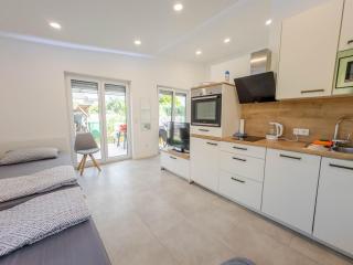 Neubau Wohnung mit Terrasse im EG - 0