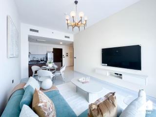 2BR Vibe Spot l Pool Access & Stunning City Views - 3