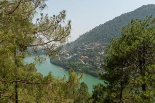 Bhimtal Lake View 2BHK w Pool Cottage View-Topia - Bhīm Tāl - 0
