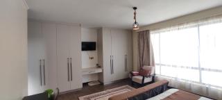 1404 Roseville Family Stays - Heated Rooftop Pool, Kids Play, Garden - Nairobi - 3