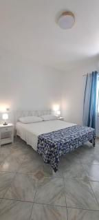 ENJOY HOUSE ottima per gruppi e famiglie da 2 a 6 ospiti - 8