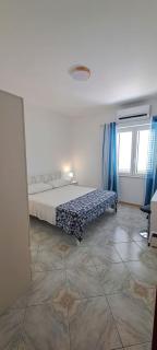 ENJOY HOUSE ottima per gruppi e famiglie da 2 a 6 ospiti - 9