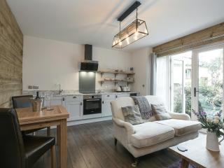 The Coach House - Ukc2365 - 8