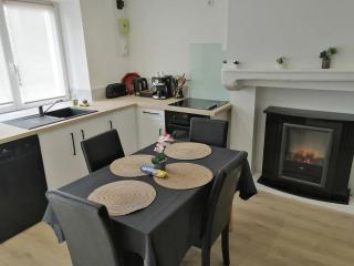 Petite maison de bourg - Le Bourgneuf-la-Forêt - 0