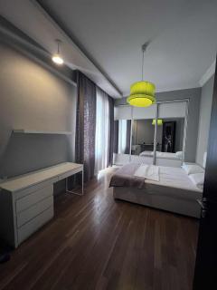 Round garden in Vake - Tiflis - 5