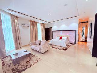 Luxurious 5BR Villa with Private Pool, Lekki Lagos - Aja - 6