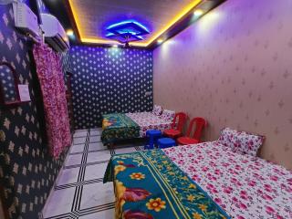 Avadh Dham guest house - Ayodhya - 4