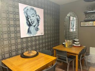 The Folly Guest House - Sleeps 28 - Kilkenny - 1