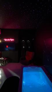 Luxueuse love room dans le centre de macon - Mâcon - 9