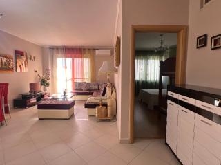 Skyline Shore Apartment - Durrës - 3