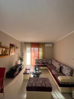 Skyline Shore Apartment - Durrës - 4