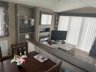 Luxury Holiday mobile home - Gunton - 8