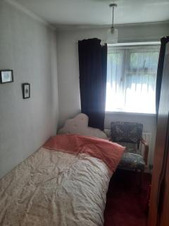 Home in Burton On Trent - Burton-on-Trent - 9