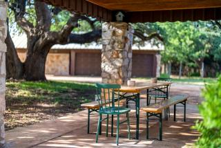 Cole Springs Historic Cottage - Buda - 2