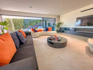 Villa Horizons, Vue Mer & Détente Chic à Super Cannes - Vallauris - 2
