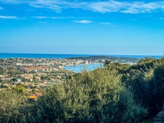 Villa Horizons, Vue Mer & Détente Chic à Super Cannes - Vallauris - 6