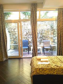 AZURA BAY HOTEL & Lounge - Dobra Voda - 0