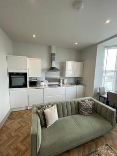 Sea View Ground Floor flat - Scarborough - 8