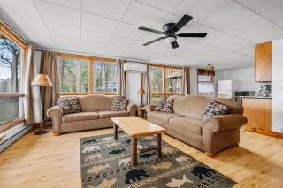 Lakefront Family Beach Escape-SUP-Pontoon Rentals - Traverse City - 4