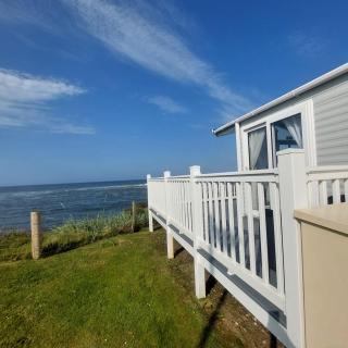 Sapphire at Churchpoint -panoramic sea views - Newbiggin-by-the-Sea - 3
