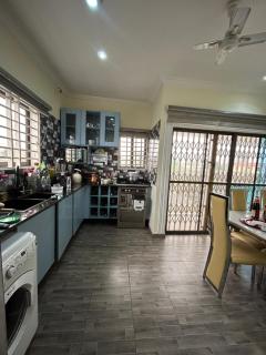 Downtown Gem - Accra - 1