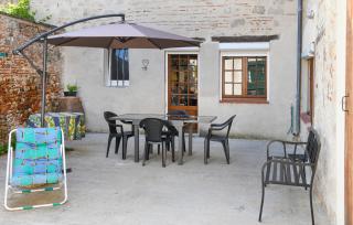 4 Bedroom Cozy Home In Aiguillon - 0