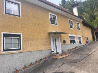 Gästehaus zum Alpenjäger - 8