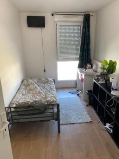 Super chambre avec bureau - Evry-Courcouronnes - 3