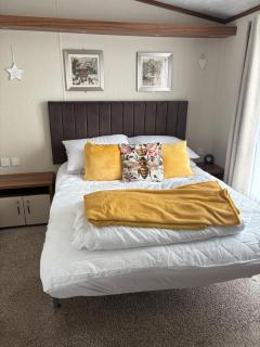 2 Bedroom Mini Lodge, Wi-Fi, Parking, Bath - Budleigh Salterton - 7
