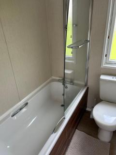 2 Bedroom Mini Lodge, Wi-Fi, Parking, Bath - Budleigh Salterton - 6