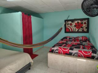 Hostal Y Hospedaje Familiar Amanecer del Valle - Valledupar - 4
