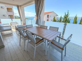 Princess Apartment with Sea View and Private Parking for 2 Cars - Dramalj - 9