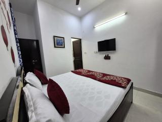 Sleek City Retreat with Kitchen l Near Airport - Nuova Delhi - 8