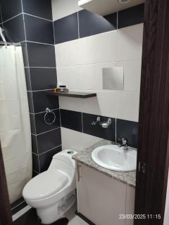 La Carolina Sector Apartment - Quito - 2