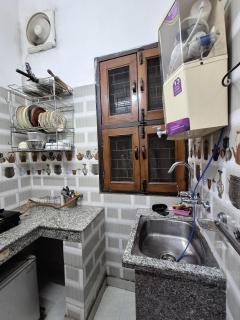 Sleek City Retreat with Kitchen l Near Airport - Nuova Delhi - 5