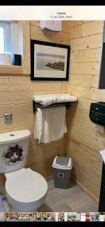 Bridgets Log Cabin - - 6